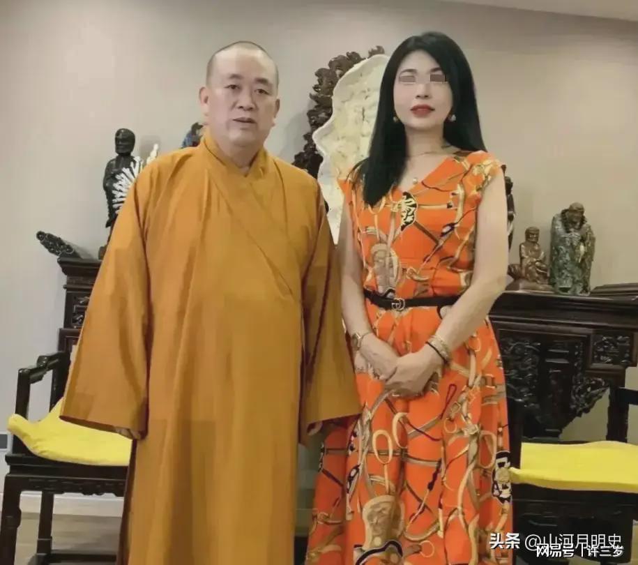 皇冠新体育-越扒越劲爆!释永信在少林寺的奢靡生活，你想都不敢想!